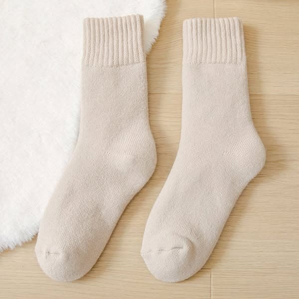 The Warm Comfort of Cozy Socks for Seniors