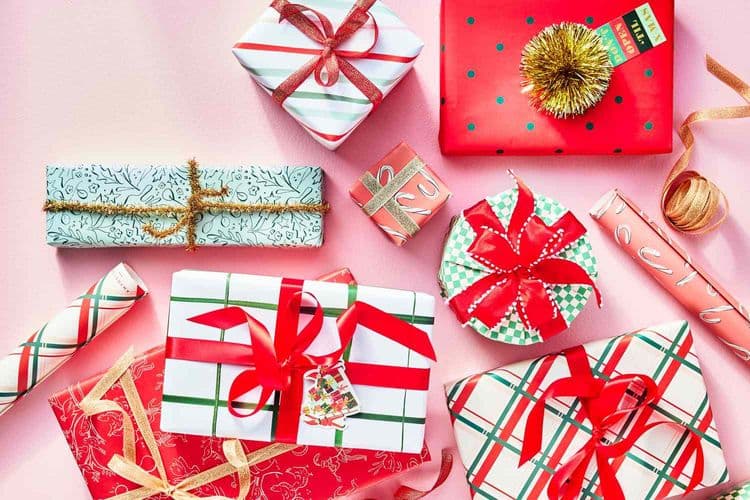 9 Creative Ways to Reuse Wrapping Paper